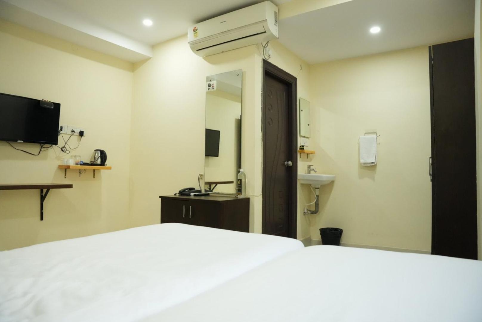 Da Lara Suites Kondapur  Εξωτερικό φωτογραφία