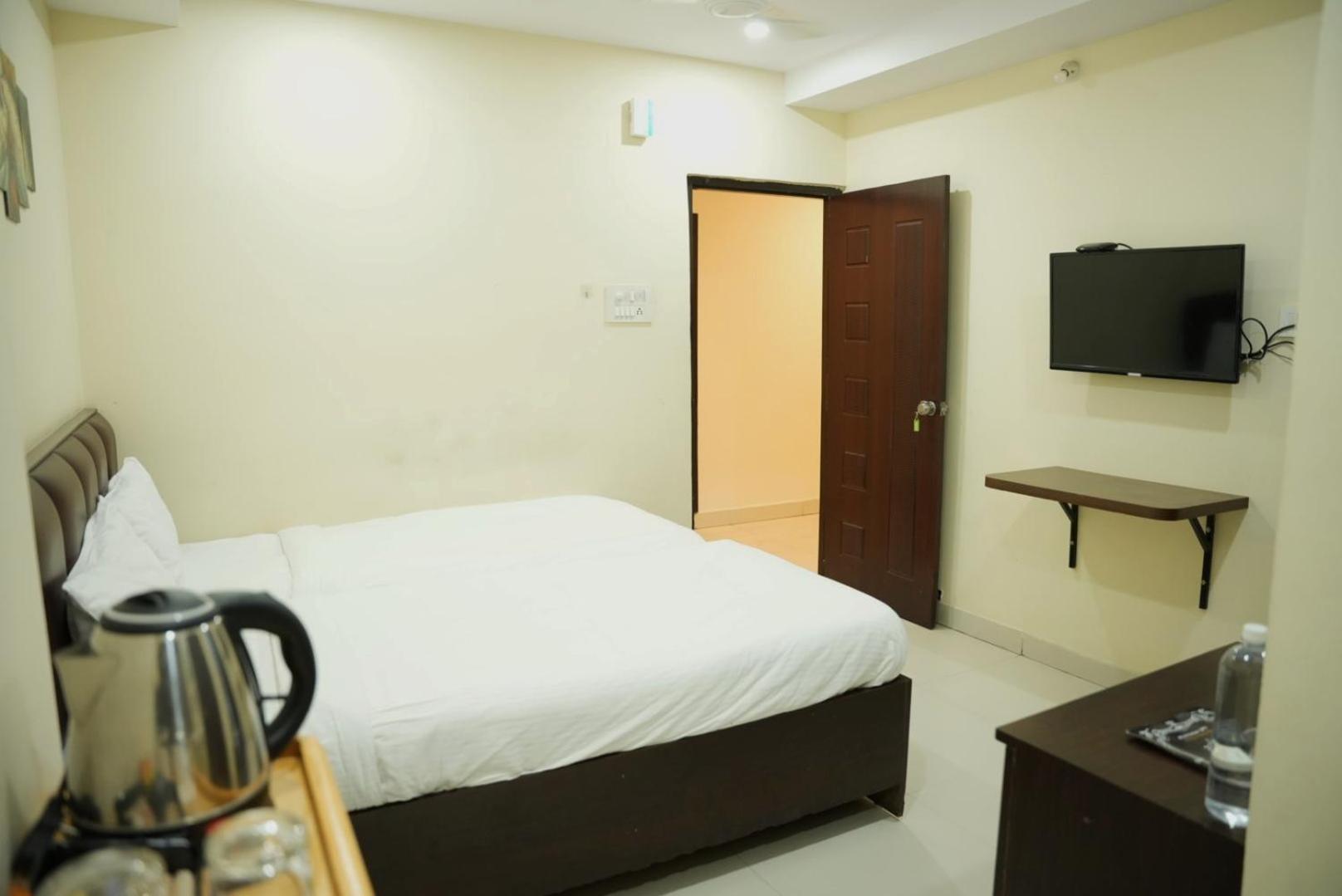 Da Lara Suites Kondapur  Εξωτερικό φωτογραφία