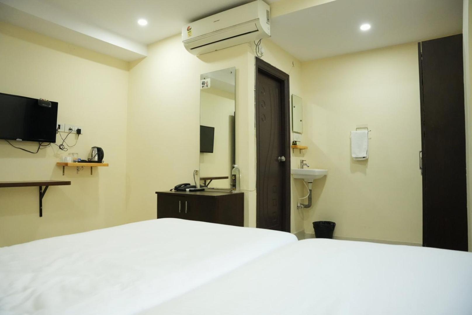 Da Lara Suites Kondapur  Εξωτερικό φωτογραφία